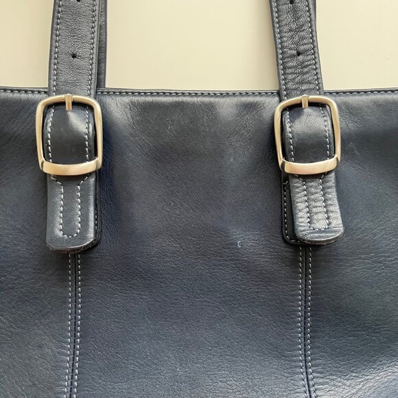 Vintage Tignanello Navy Leather Shoulder Bag - Picture 3 of 7